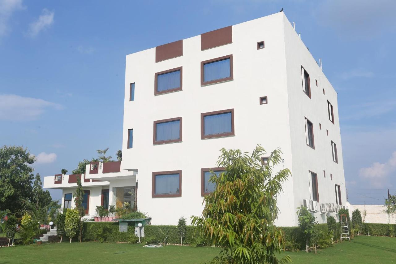 Oyo 18301 Hotel A-One Alwar Extérieur photo