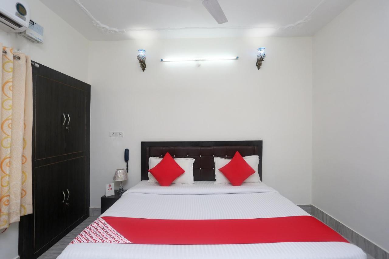 Oyo 18301 Hotel A-One Alwar Extérieur photo