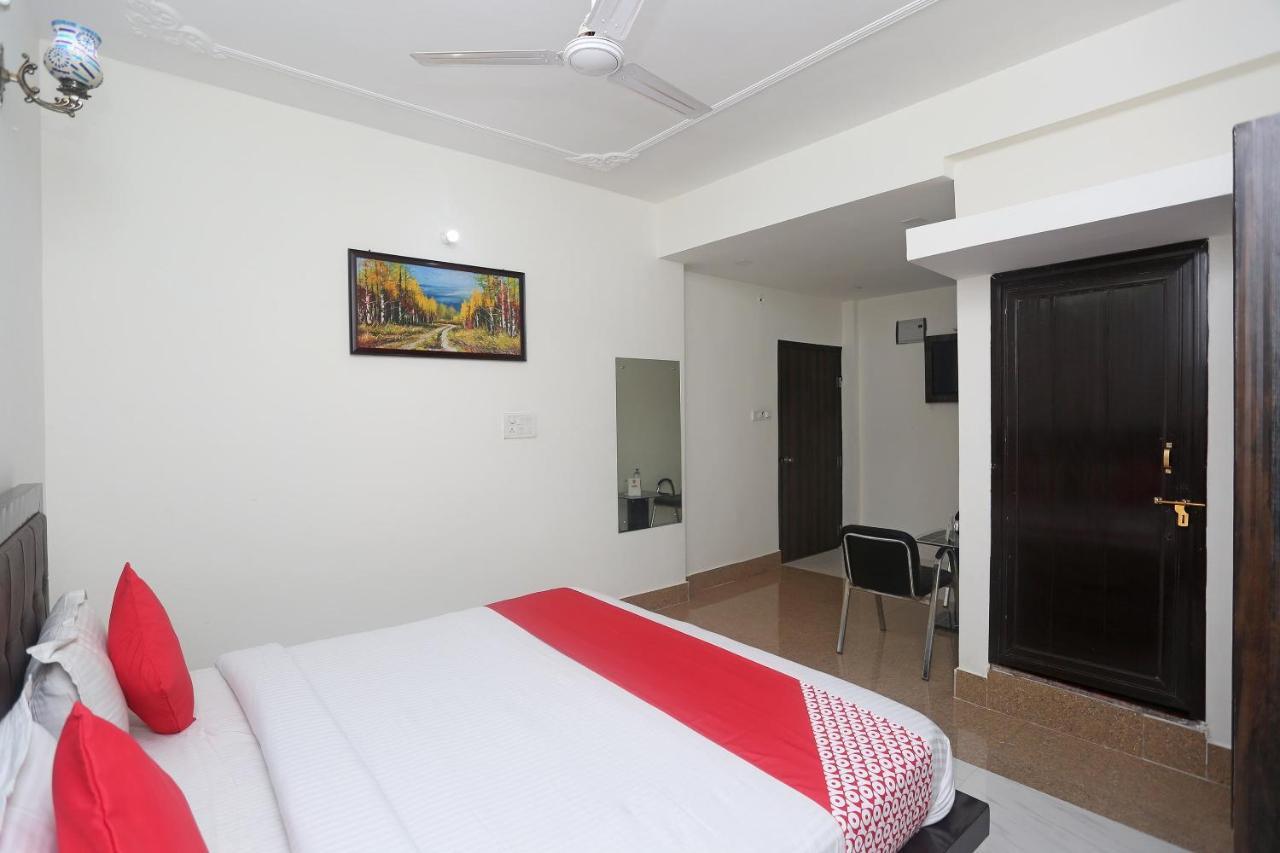 Oyo 18301 Hotel A-One Alwar Extérieur photo