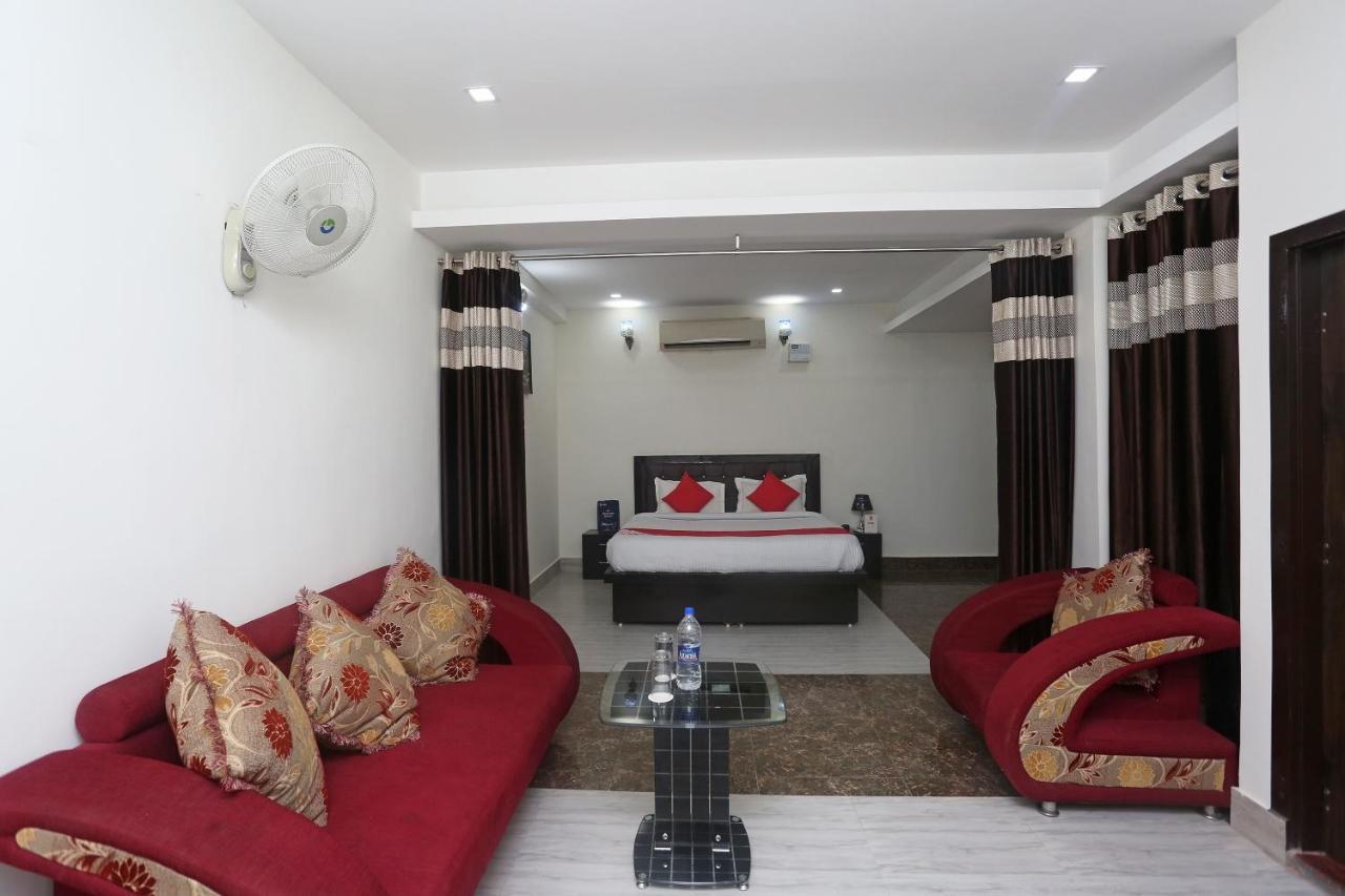 Oyo 18301 Hotel A-One Alwar Extérieur photo